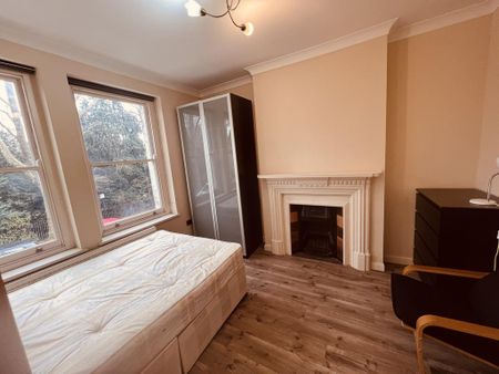 2 bedroom flat to rent - Photo 5