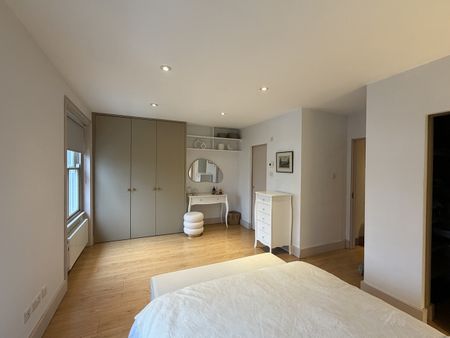 2 Bed Flat, Leamington Road Villas, W11 - Photo 4