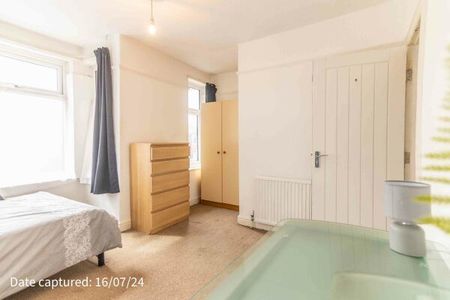 9, Lang Avenue - Photo 5