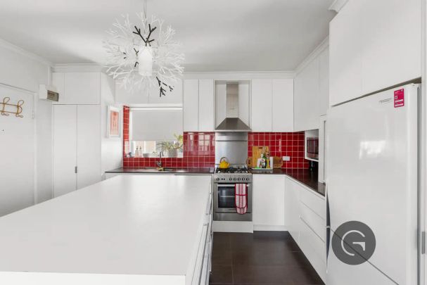 “Fully Furnished Beachfront Living” - Photo 1