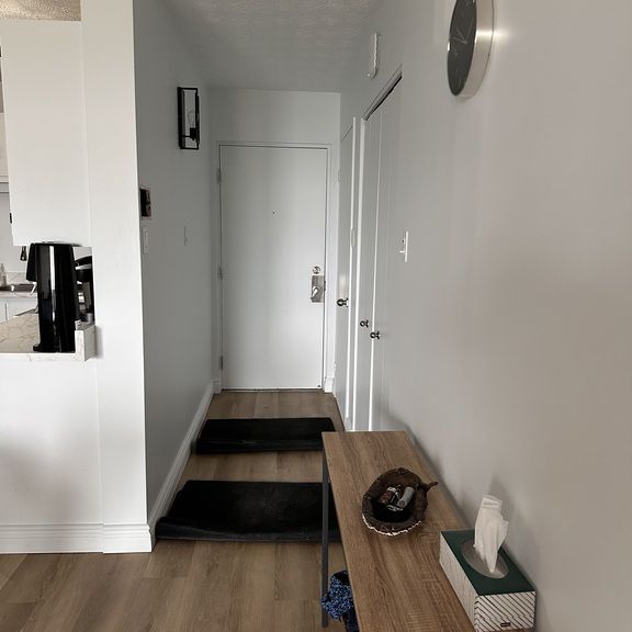 Bel Appartement 5½, Immeuble Bien Situé - Photo 1