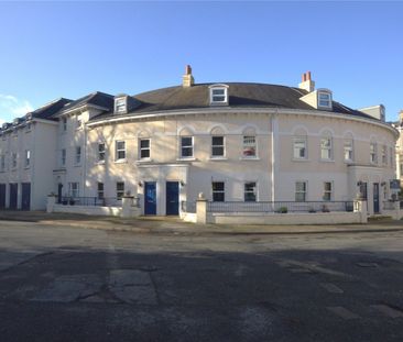 Lisburne Place, Lisburne Square, Torquay, TQ1 - Photo 1