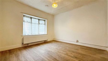 4 bedroom bungalow to rent - Photo 2