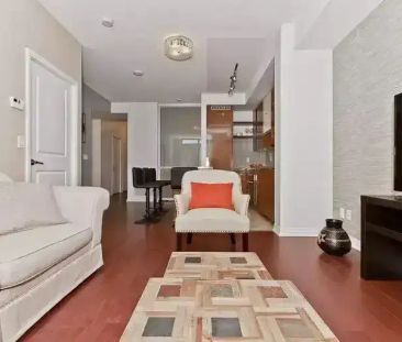 Renting a beautiful 2 bedroom + Den, 2 full Bathroom condo in Humbe... - Photo 1