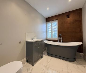 3 bedroom semi-detached house to rent - Photo 6