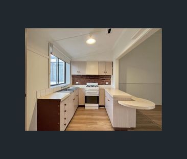 1/135 Gheringhap St, Geelong, Vic 3220 - Photo 3