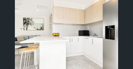 Kick back and relax in this calm, stylish space - Photo 5