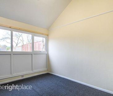 3 bedroom terraced house to rent - Photo 5