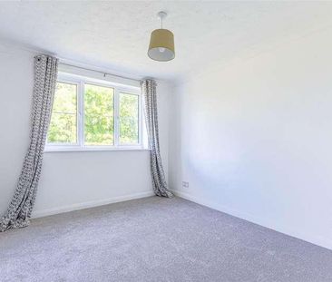 Shirlea View, Battle, TN33 - Photo 2