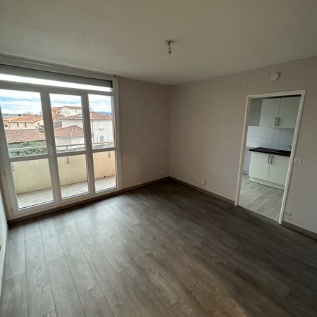 Location Appartement 1 pièce 28m² GERZAT 63360 - Photo 3