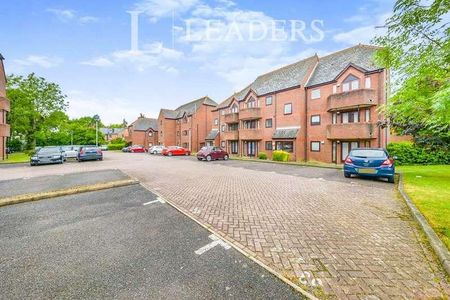 Ashtree Court, AL1 - Photo 2