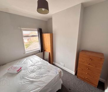 23 Kitchener Street, Belfast, BT12 6LE - Photo 6