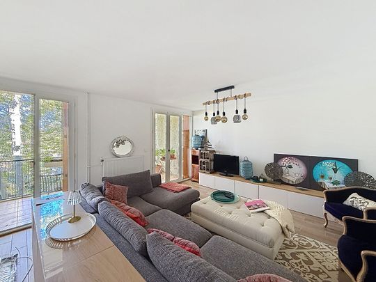 Location Maison 5 pièces 111m² AVIGNON 84000 - Photo 1