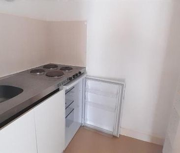 Location Appartement 1 pièce 27m² POITIERS 86000 - Photo 4