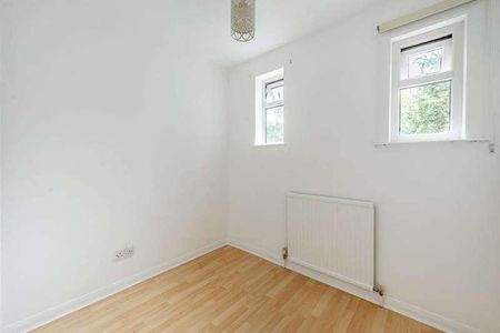 Devonshire Road, Hatch End, HA5 - Photo 2