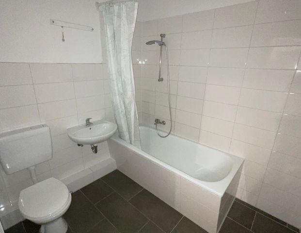 Großzügige 2-Zimmer-Wohnung - Foto 1