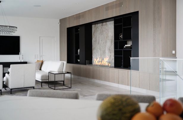 Arkitektritad villa med sjöutsikt i Sigtuna - Photo 1