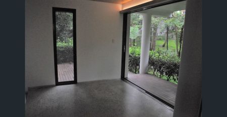 Studio Apartment UTILITIES INCLUDED - Photo 4