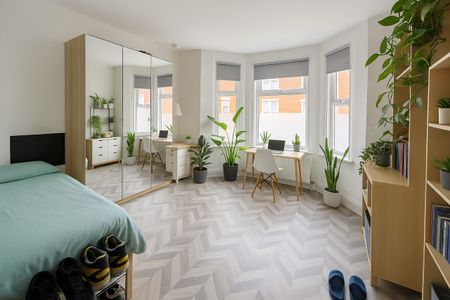 7 Bed Terraced House, Moss Lane East, M14 - Photo 5