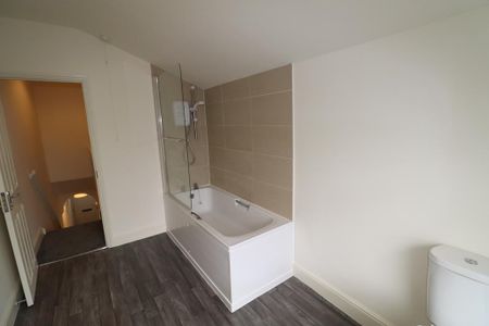 2 bedroom terraced house to rent - Photo 5