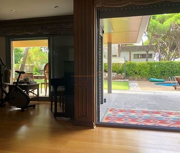 4 bedroom luxury Villa for rent in Castelldefels, Catalonia - Foto 1