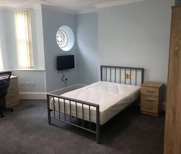 Bronze Studio - Photo 1