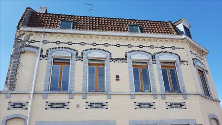 OPPORTUNITE ! Superbe studio meublé secteur EDHEC à ROUBAIX. - Photo 2