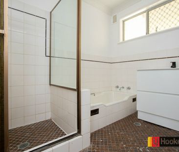 Spacious 3-Bedroom Home in West Tamworth - Perfect for Family Living! - Photo 6