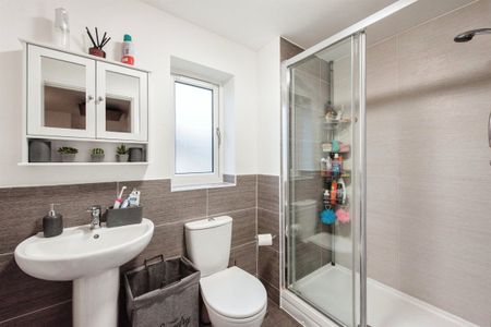 Westhorpe Avenue, BURY ST. EDMUNDS - Photo 4