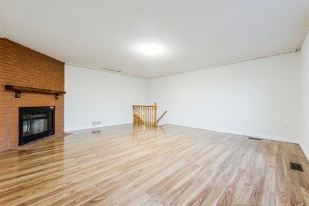 For Lease - 63 Croteau Crescent, Vaughan, Ontario - Photo 3