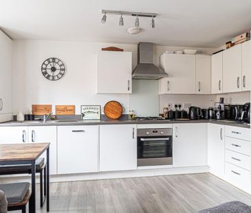 2 bedroom House To Let - Photo 2
