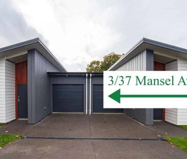 Easy-Care Living in a Prime Hillcrest Location - Photo 5