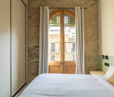 Barcelona - Photo 6