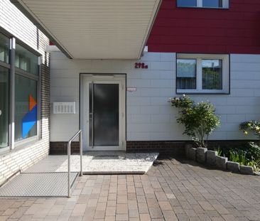 Altersgerechtes Wohnen mit Aufzug und toller Aussicht! - Photo 2