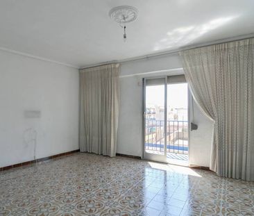 Flat in Benicalap, Valencia - Photo 1