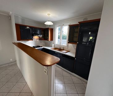 Maison Rueil Malmaison 68.12 m² - surface au sol 101.38m² - Photo 4