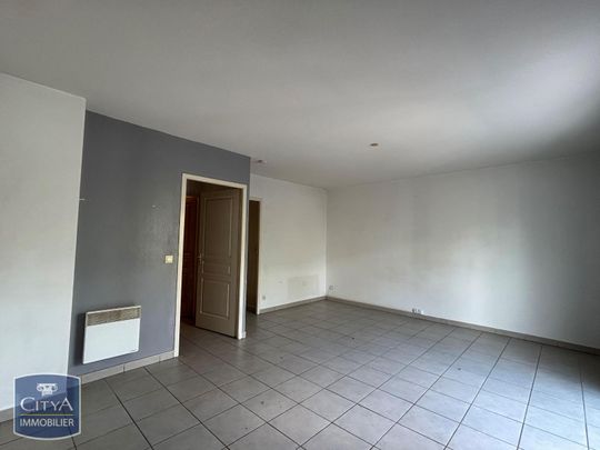 Location Appartement 2 pièces 42m² LEZIGNAN CORBIERES 11200 - Photo 1