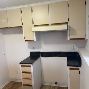 Grand 3 1/2 à louer - Photo 2