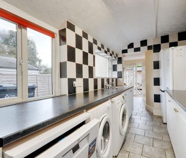 5 bedroom terraced house to rent - Photo 6