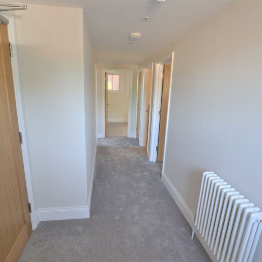 A 2 Bedroom Apartment Instruction to Let in St Leonards-on-Sea - Photo 1