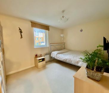 2 bedroom apartment to rent - Photo 6