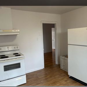 Beau 4 1/2 Face Parc Et Proximité Métro! - Photo 3