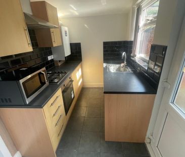 To Let: Tennyson Street, Middlesbrough. TS1 4LZ - Photo 4