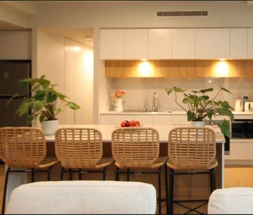 Fully Furnished Two-Bedroom Ground Floor Apartment - Photo 4