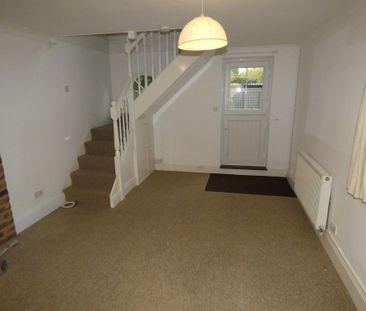 1 bed House - To Let - Photo 1