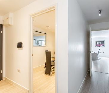 Fabian House, Cannon Street Road, Whitechapel E1 - Photo 3