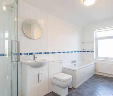 2 bed House To Let - Photo 6