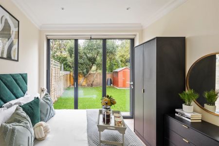 2 Bed, Apartment - Photo 5