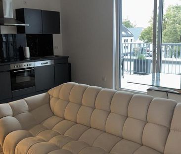 Elegantes 2-Zi-Penthouse mit Balkon in Düsseldorf-Unterbach - Foto 1