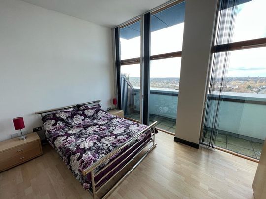 1 bedroom penthouse to rent - Photo 1
